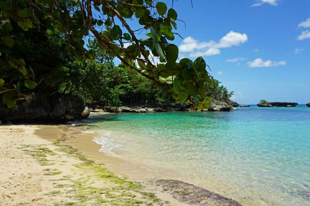 73 Interesting Facts About Dominican Republic (2022) Most People Don't Know 1 beach interesting facts about dominican republic