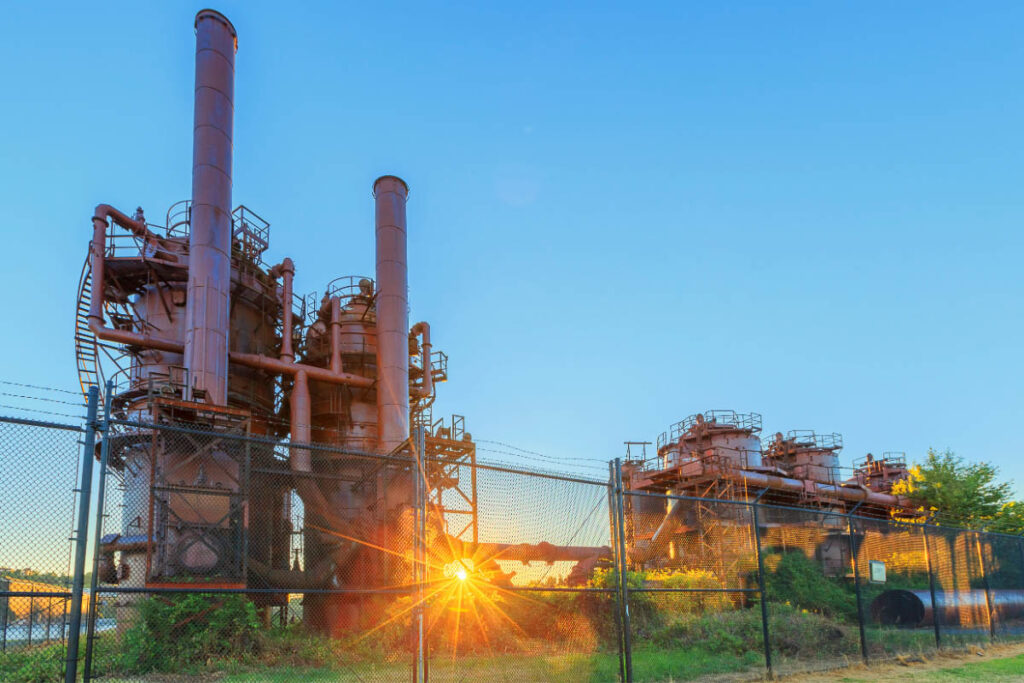 27 Interesting Facts About Washington State (2022) Most People Don't Know 13 gas works park seattle at sunset