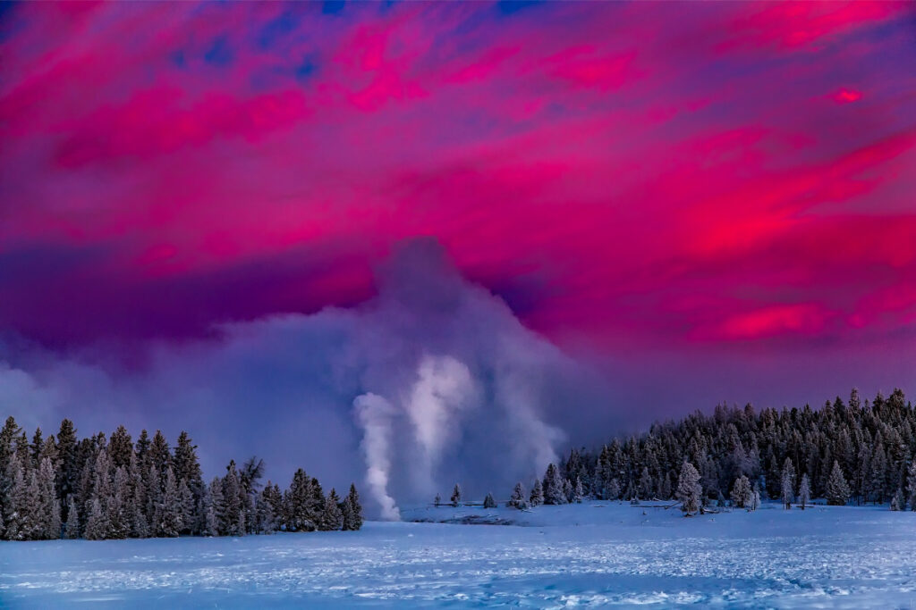 interesting facts about yellowstone national park