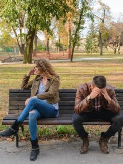 Unfazed-woman-distraught-man psychological facts about cheating woman