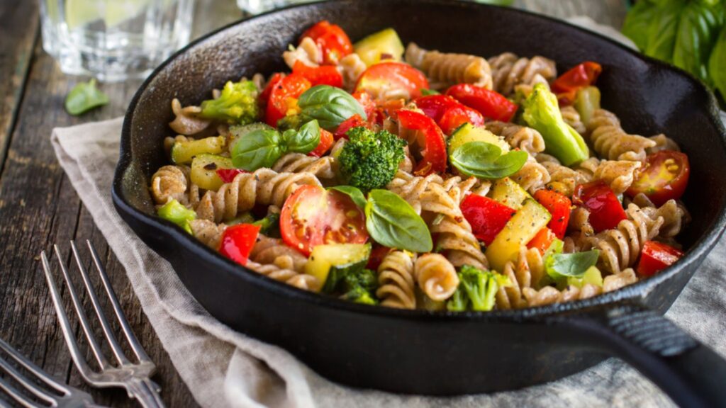 Whole wheat fusilli pasta with vegetables