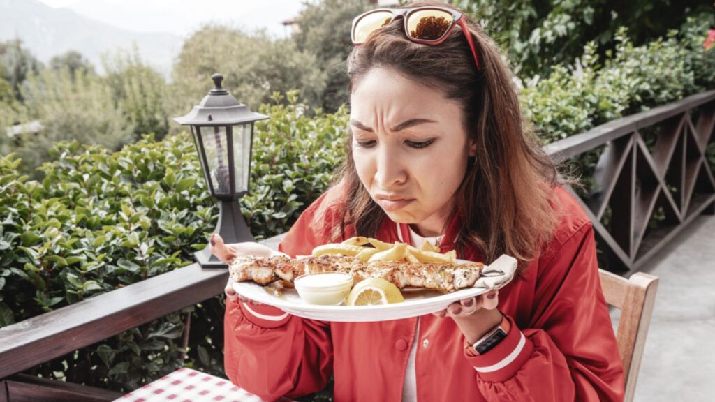 gross ew disappointed barbecue fast food restaurant