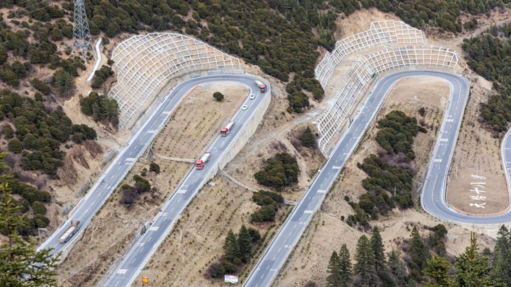 Close-up on China G318 national highway 18 bends