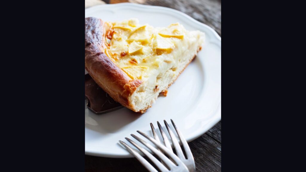 Portion of Apple Pie, selective focus