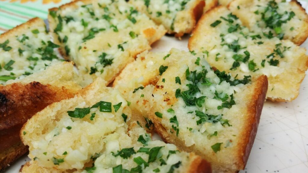 Slices of grilles garlic bread