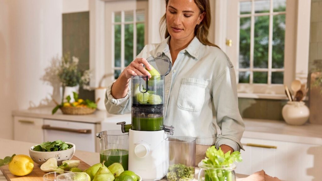 Nama J2 Compact Juicer